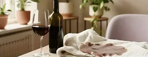 Как отстирать красное вино: проверенные способы удаления пятен